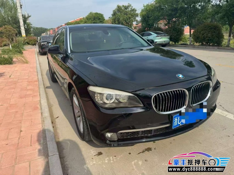 12年宝马7系轿车抵押车出售