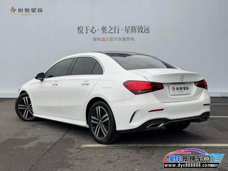 20年奔驰A轿车抵押车出售