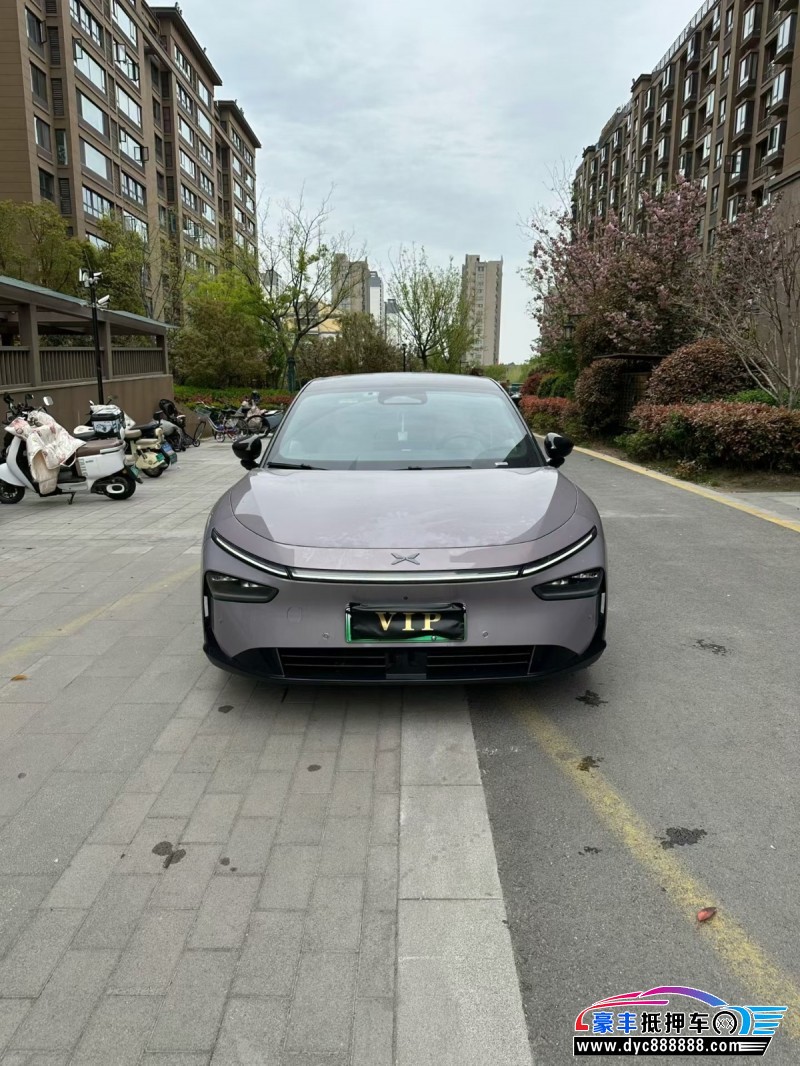 抵押车出售24年小鹏P7轿车