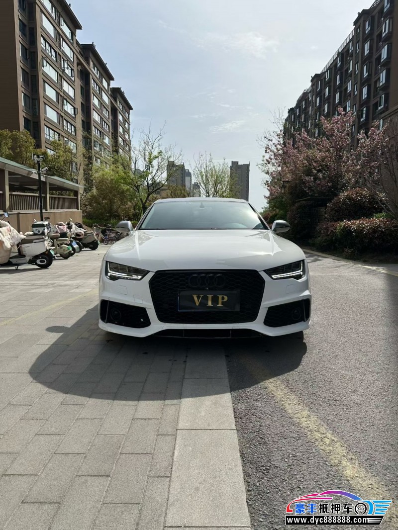 抵押车出售16年奥迪A7轿车