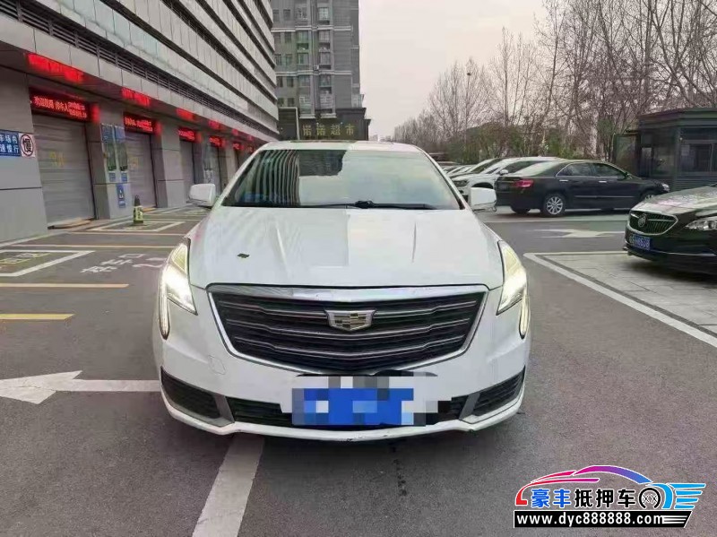 抵押车出售18年凯迪拉克XTS轿车