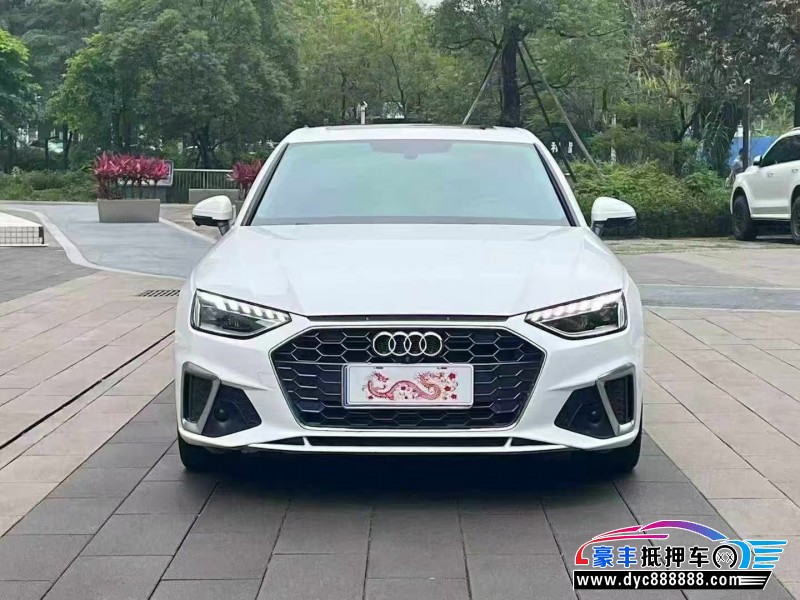 抵押车出售23年奥迪A4L轿车