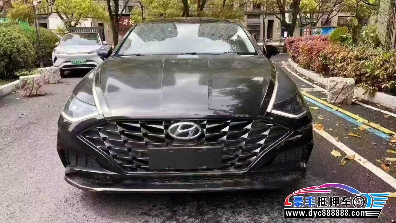 抵押车出售20年现代索纳塔轿车