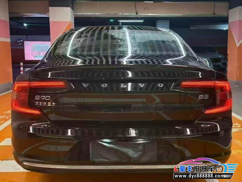 22年沃尔沃S90轿车抵押车出售