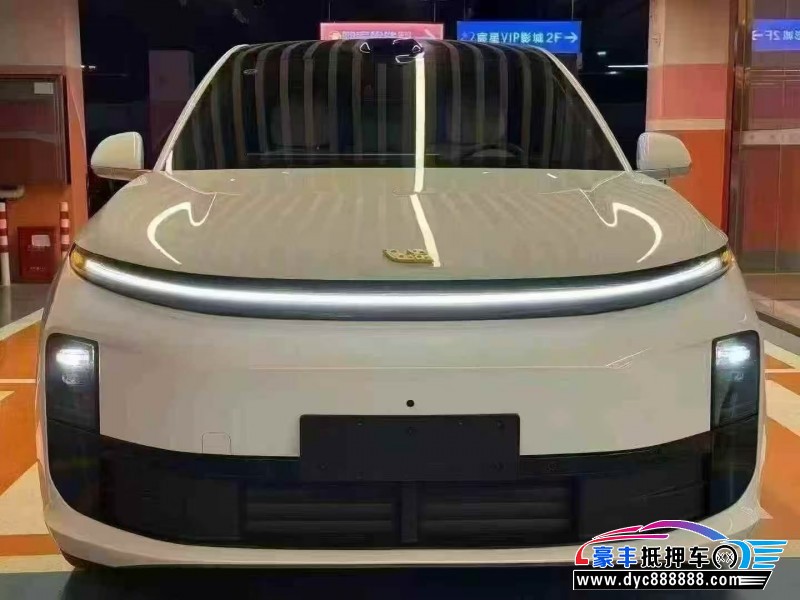 抵押车出售25年理想L6MPV