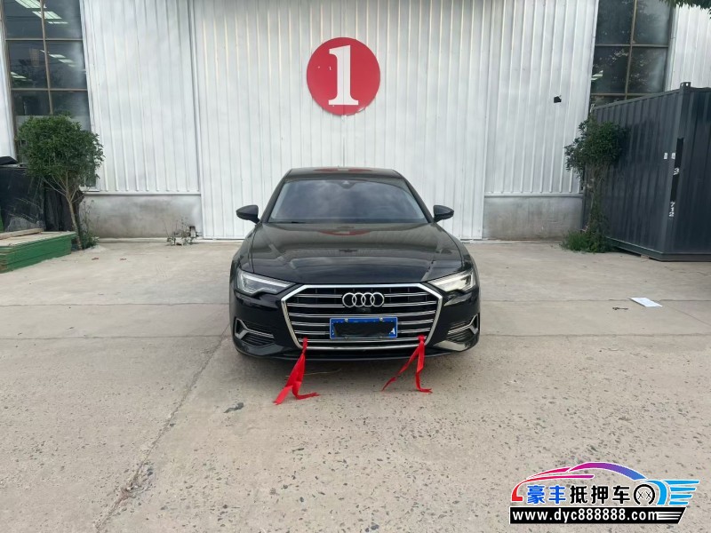 抵押车出售22年奥迪A6L轿车