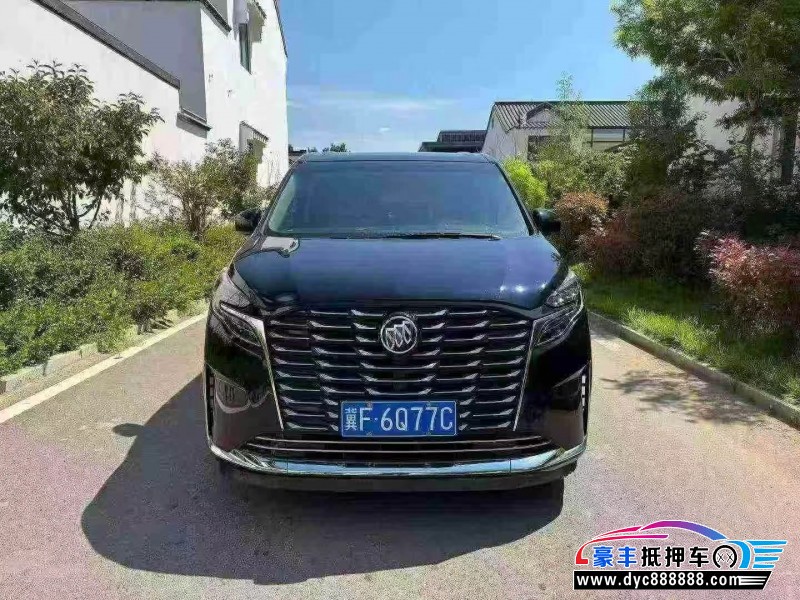 抵押车出售22年别克GL8轿车
