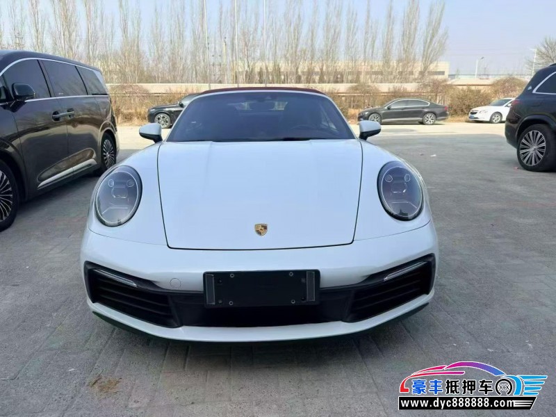 抵押车出售21年保时捷911轿车