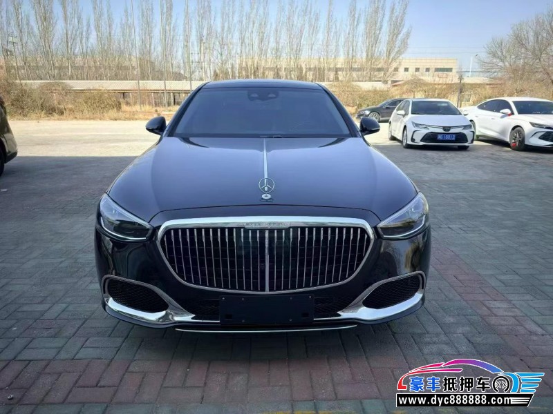 抵押车出售25年奔驰迈巴赫S级轿车
