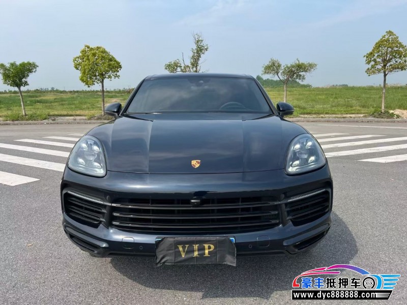 抵押车出售22年保时捷卡宴轿车