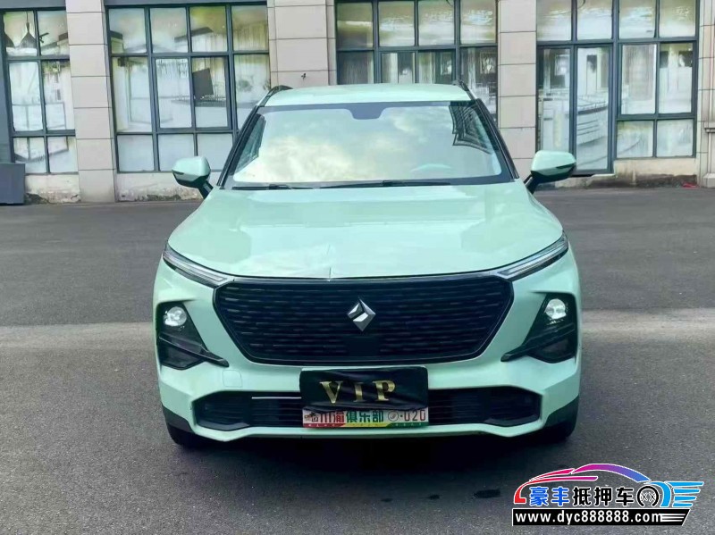 抵押车出售23年宝骏RS3轿车