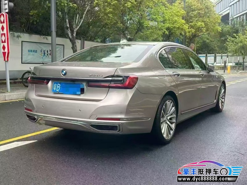 21年宝马7系轿车抵押车出售