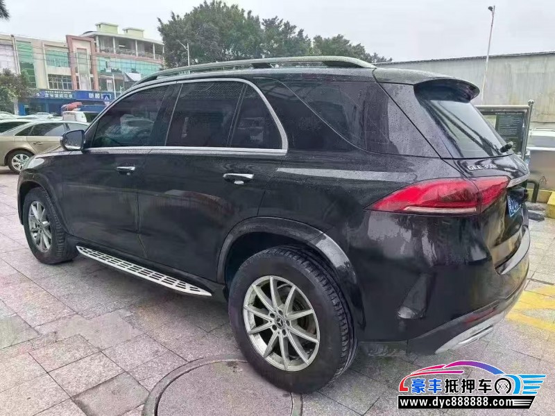 20年奔驰GLE轿车抵押车出售