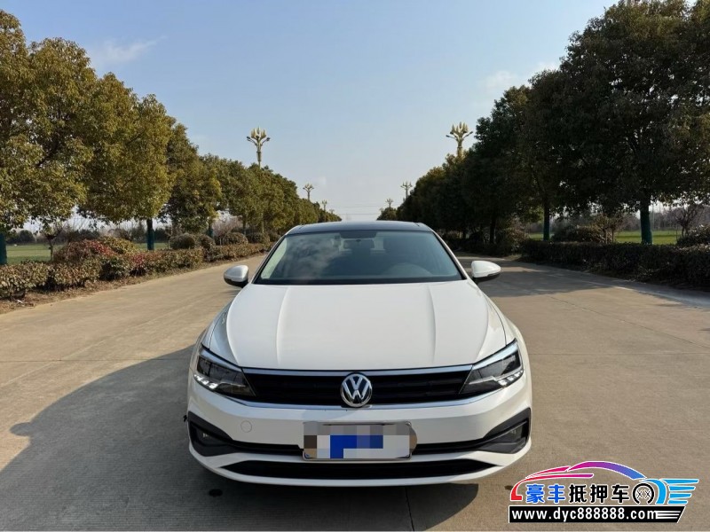 抵押车出售20年大众凌渡轿车