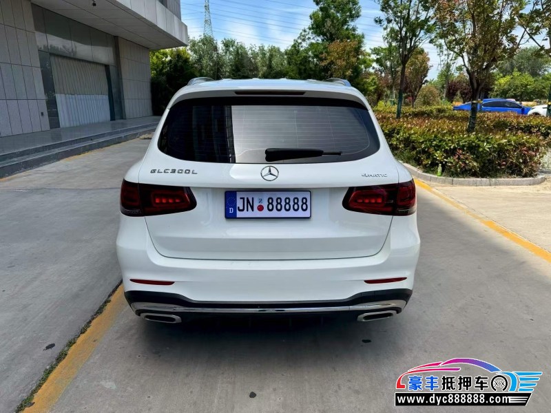 21年奔驰GLC轿车抵押车出售