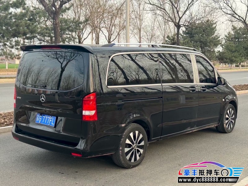 23年奔驰威霆轿车抵押车出售