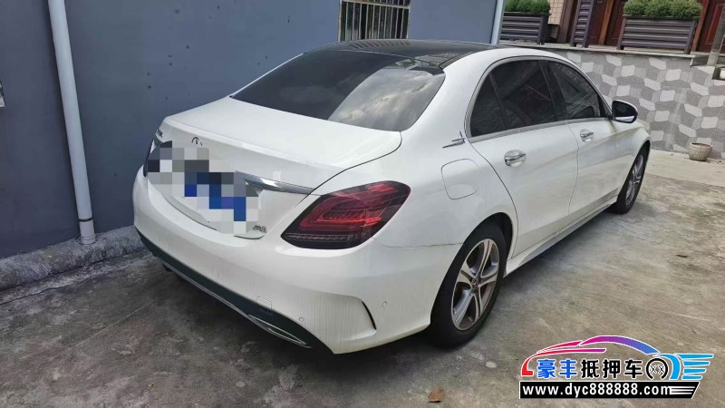 21年奔驰C轿车抵押车出售