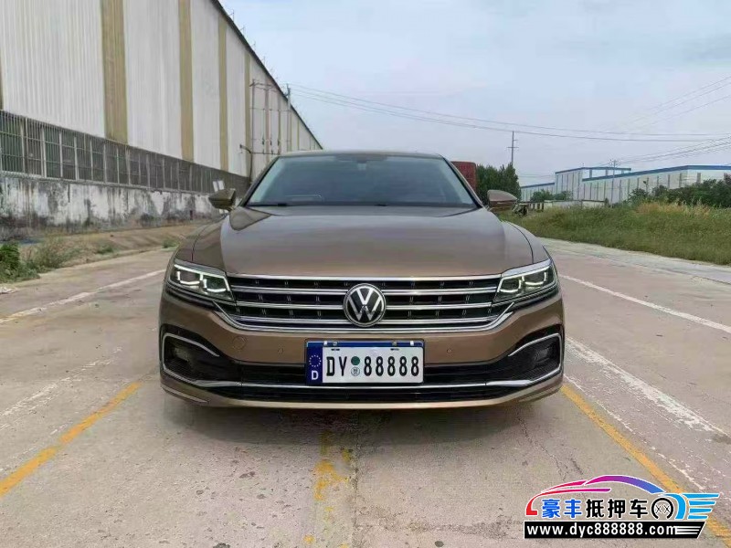 抵押车出售21年大众辉昂轿车