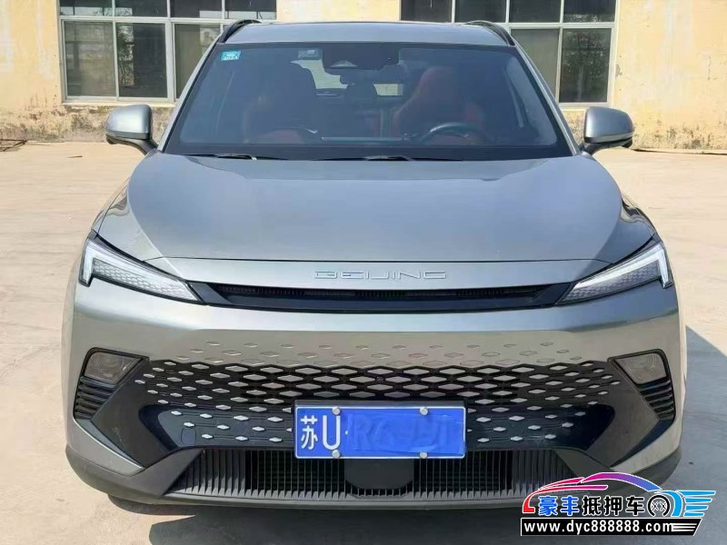 抵押车出售23年北汽制造魔方轿车