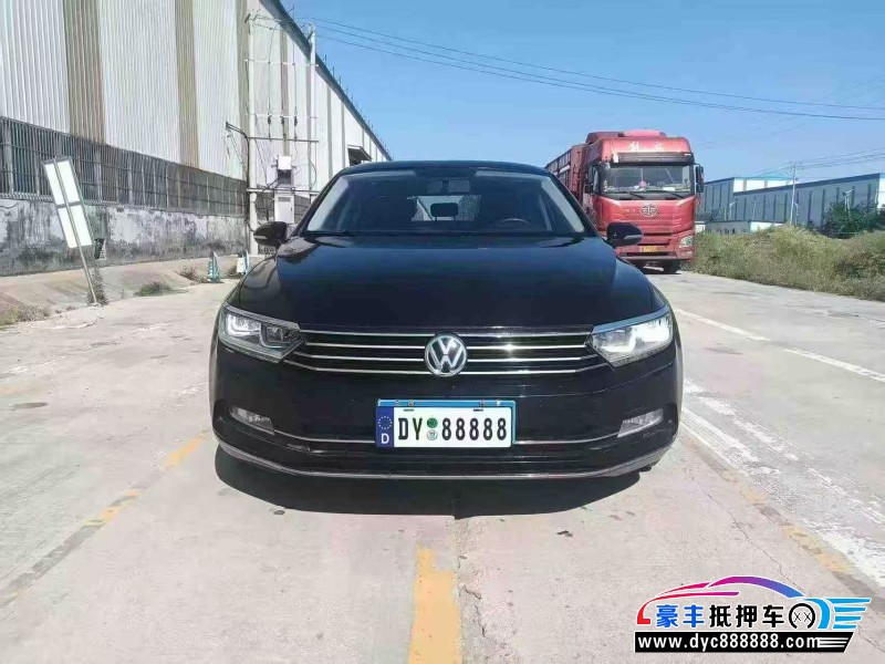 17年大众迈腾轿车抵押车出售