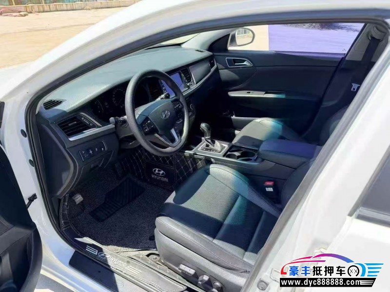 19年现代名图轿车抵押车出售