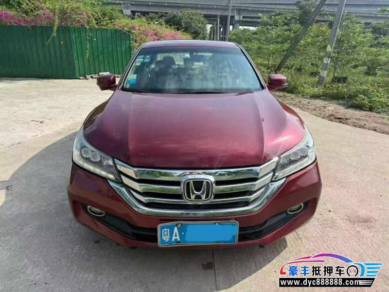 抵押车出售14年本田雅阁轿车