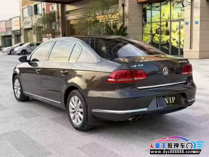 16年大众迈腾轿车抵押车出售