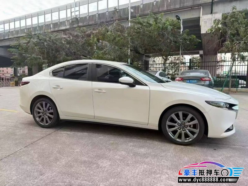 23年马自达昂克赛拉轿车抵押车出售