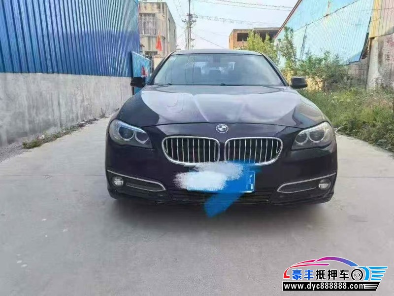16年宝马5系轿车