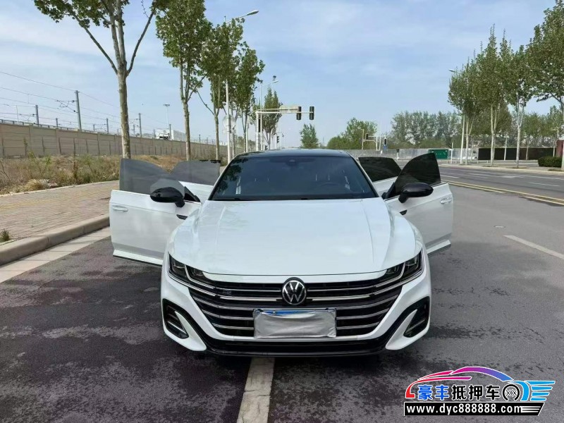 抵押车出售23年大众CC轿车