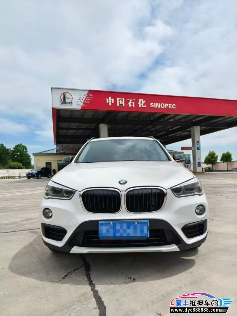 抵押车出售18年宝马X1轿车