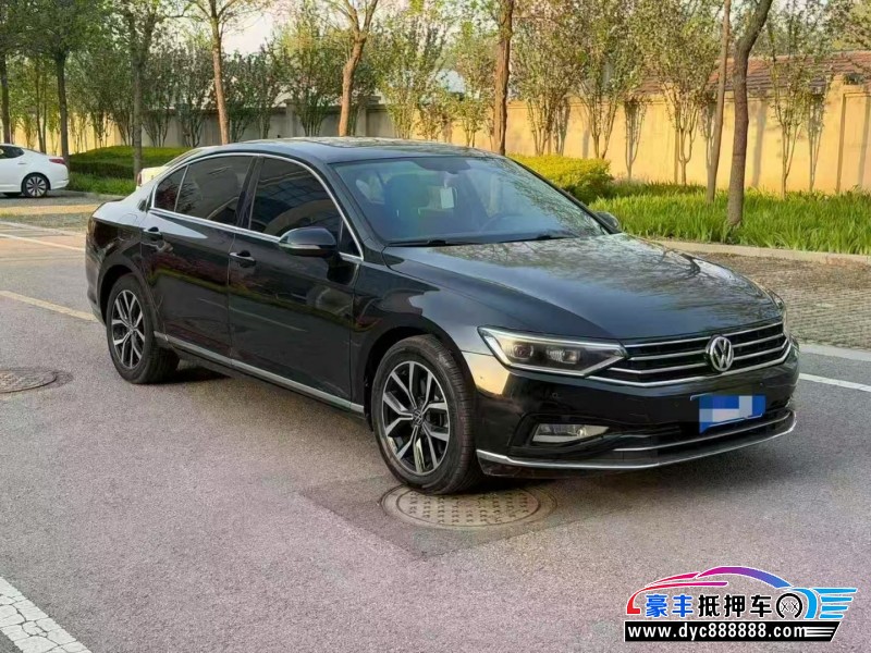 21年大众迈腾轿车抵押车出售