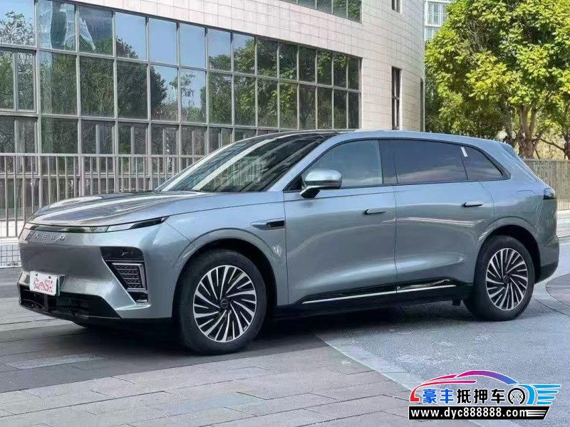 25年奇瑞星途轿车抵押车出售