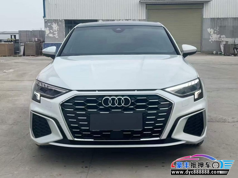 抵押车出售23年奥迪A3轿车