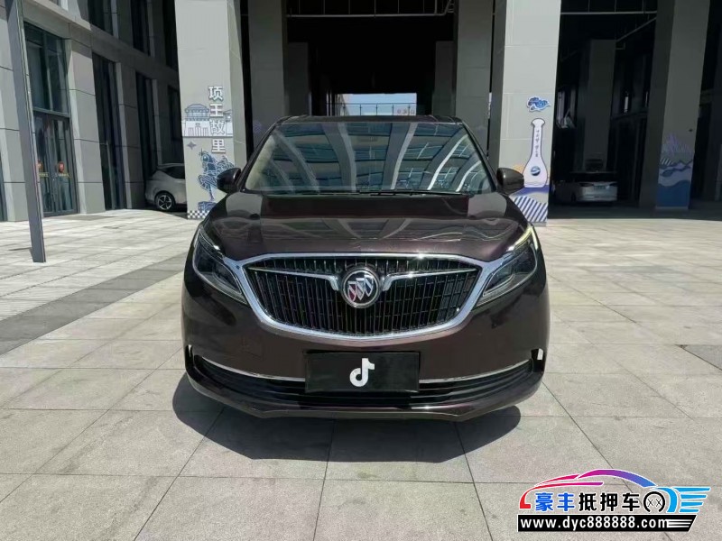 抵押车出售16年别克GL8轿车
