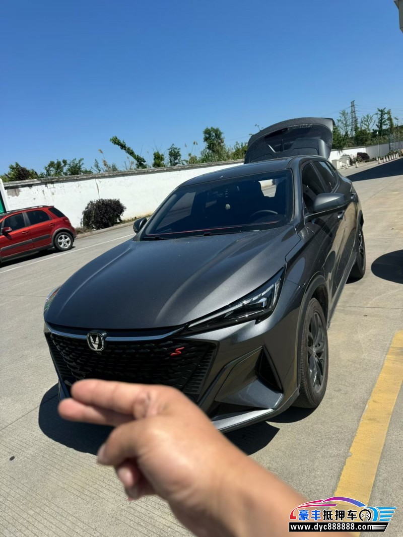 抵押车出售24年长安欧尚X5轿车