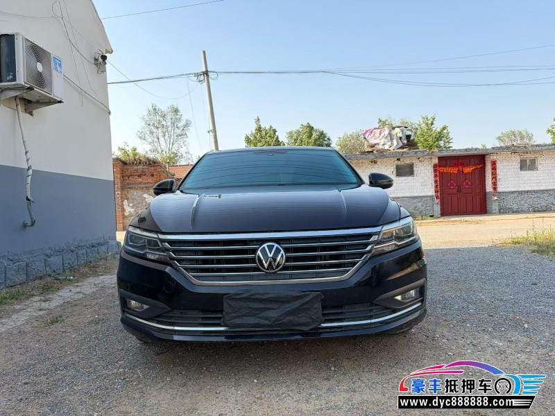 抵押车出售21年大众朗逸轿车