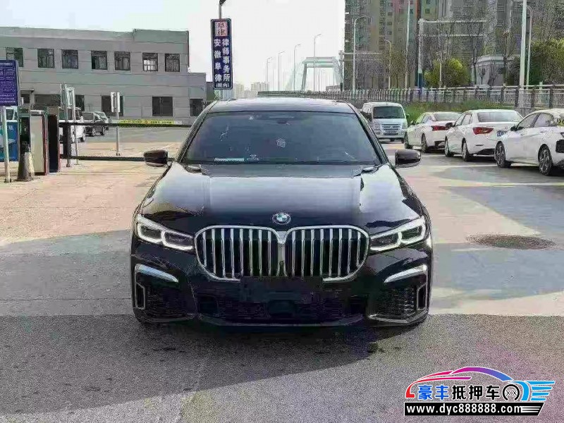 抵押车出售20年宝马7系轿车