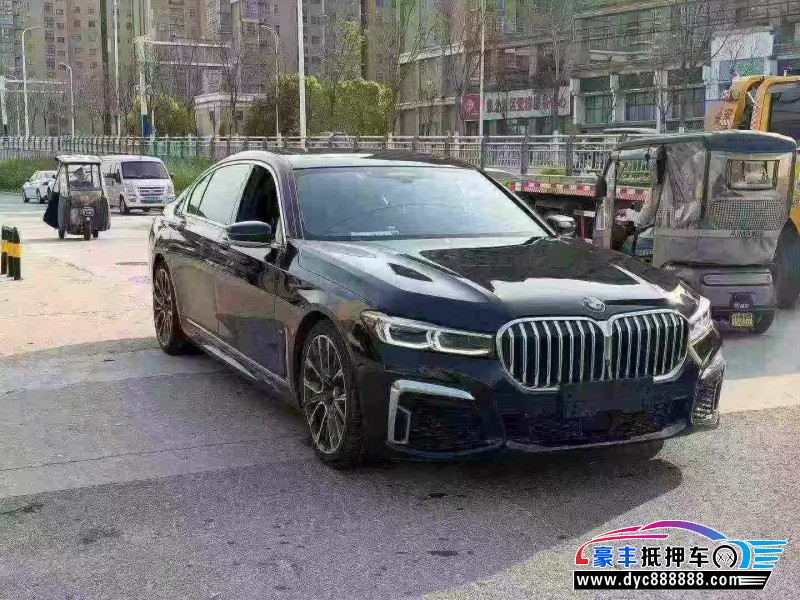 20年宝马7系轿车抵押车出售