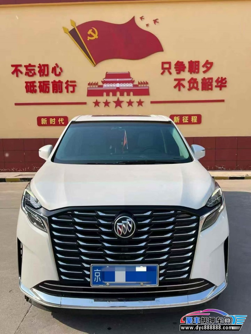 抵押车出售22年别克GL8轿车
