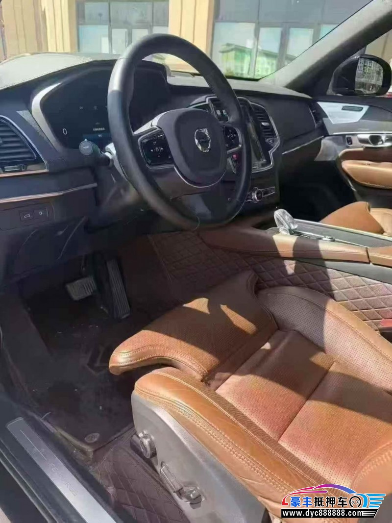 23年沃尔沃XC60轿车抵押车出售