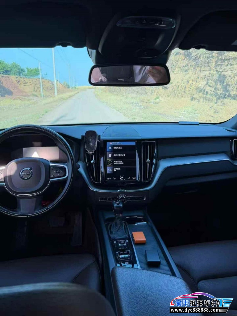 21年沃尔沃XC60轿车抵押车出售