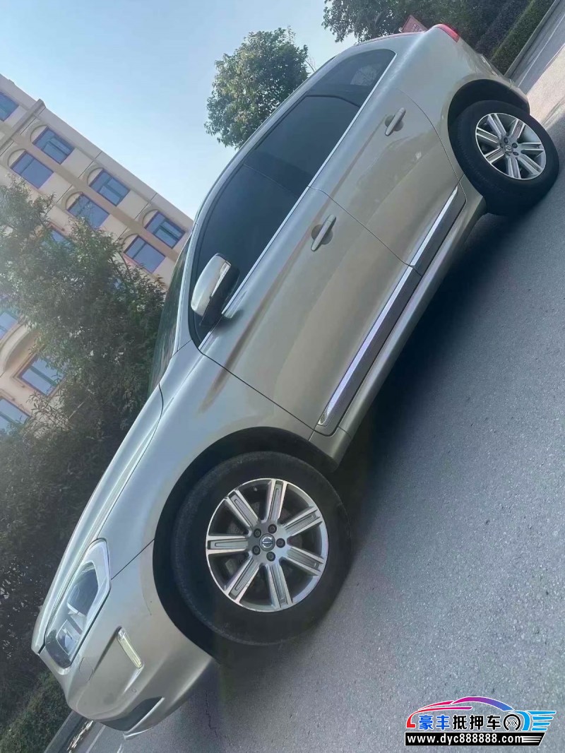 16年沃尔沃XC60轿车抵押车出售