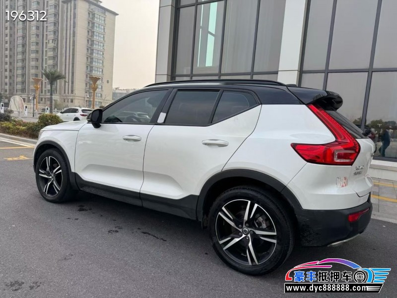 19年沃尔沃XC60轿车抵押车出售