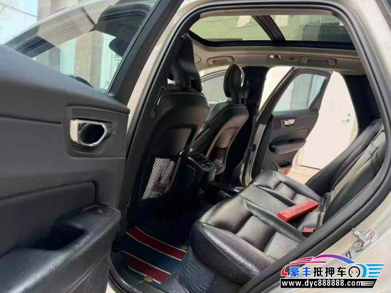 19年沃尔沃XC60轿车抵押车出售