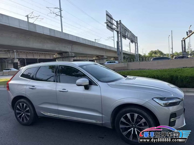 22年沃尔沃XC60轿车抵押车出售