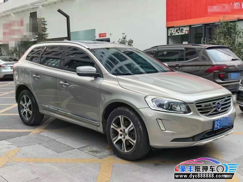 15年沃尔沃XC60轿车抵押车出售