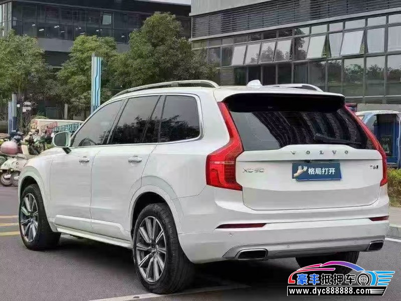 17年沃尔沃XC90轿车抵押车出售