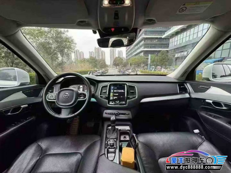 17年沃尔沃XC90轿车抵押车出售