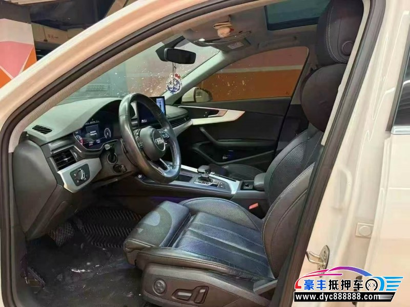 22年奥迪A4L轿车抵押车出售